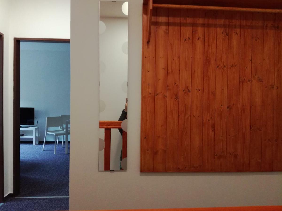 Apartman Prefa Benesov nad Ploucnici Bagian luar foto