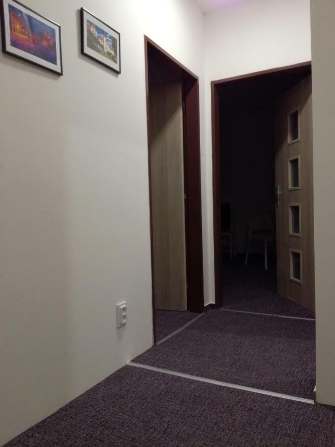 Apartman Prefa Benesov nad Ploucnici Bagian luar foto